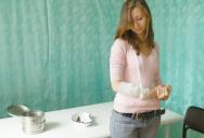 Her Teacher Accused Her of Faking a Broken Arm—Until Her Mom Showed Up with the ER X-Rays