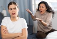 She’s Had Enough Of Her Roommate’s Nasty Habits, So She Told Her It’s Time To Move Out