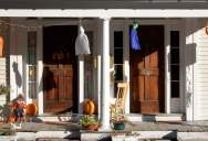 Neighbor Uses Tenant’s Doorstep Table For Halloween Decor Without Asking, But The Tenant’s Response Sparks Drama