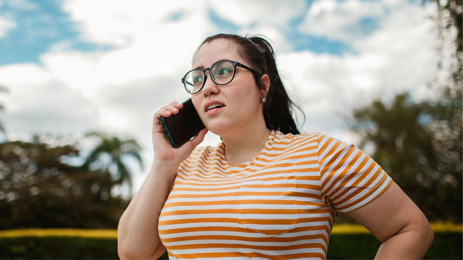 Her Sister Hung Up On Her After She Couldnt Fill An Impossible Babysitting Gap While Injured irritated woman on the phone