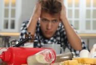 He Was the Only One Scrubbing the Kitchen for Months—Until He Let the Mess Pile Up to Expose the Biohazard