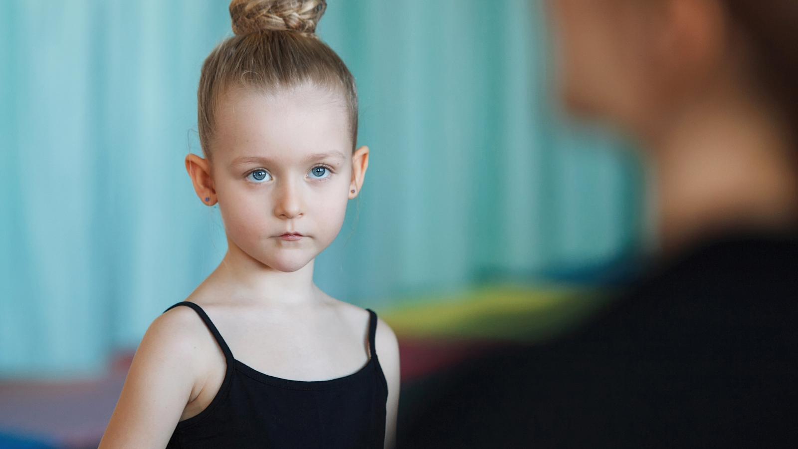 Stepmom Signed Her Stepdaughter Up For A Dance Class She Wanted, But The Girl’s Mom Accused Her Of “Stealing” The Moment