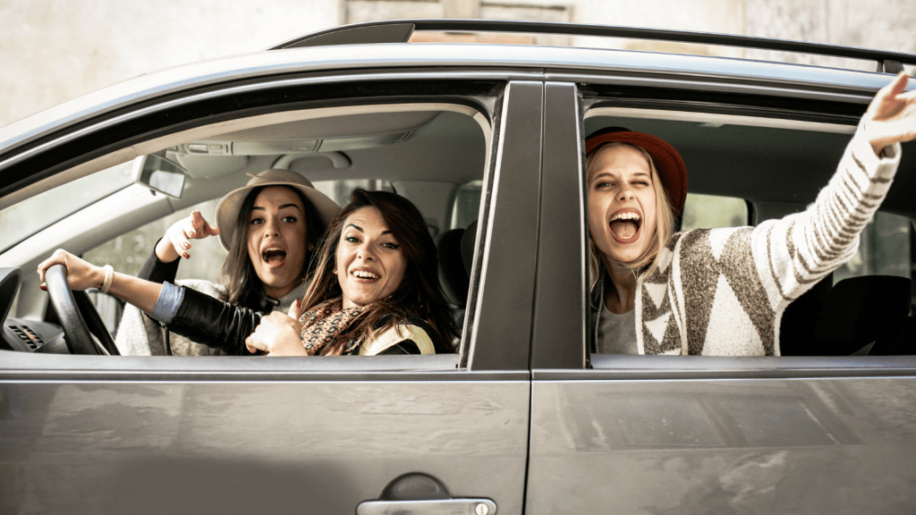 Student Refused To Add Another Passenger To Her Carpool Because Of Safety Concerns, But Her Classmate Still Made Her Feel Like The Bad Guy three girls riding in car