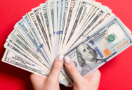Worker Discovered An Envelope Holding $1,300 At Her Job, So She Secured The Cash And Waited For Whoever Lost It To Return
